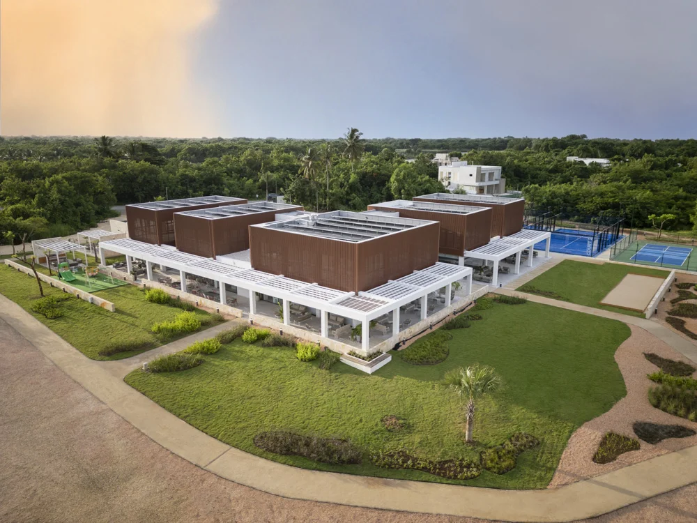 Centro de Ocio Aire en Playa Nueva Romana