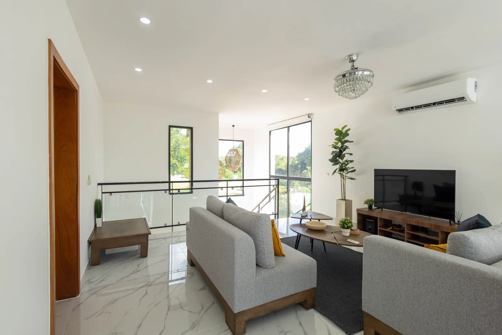 VILLA V004