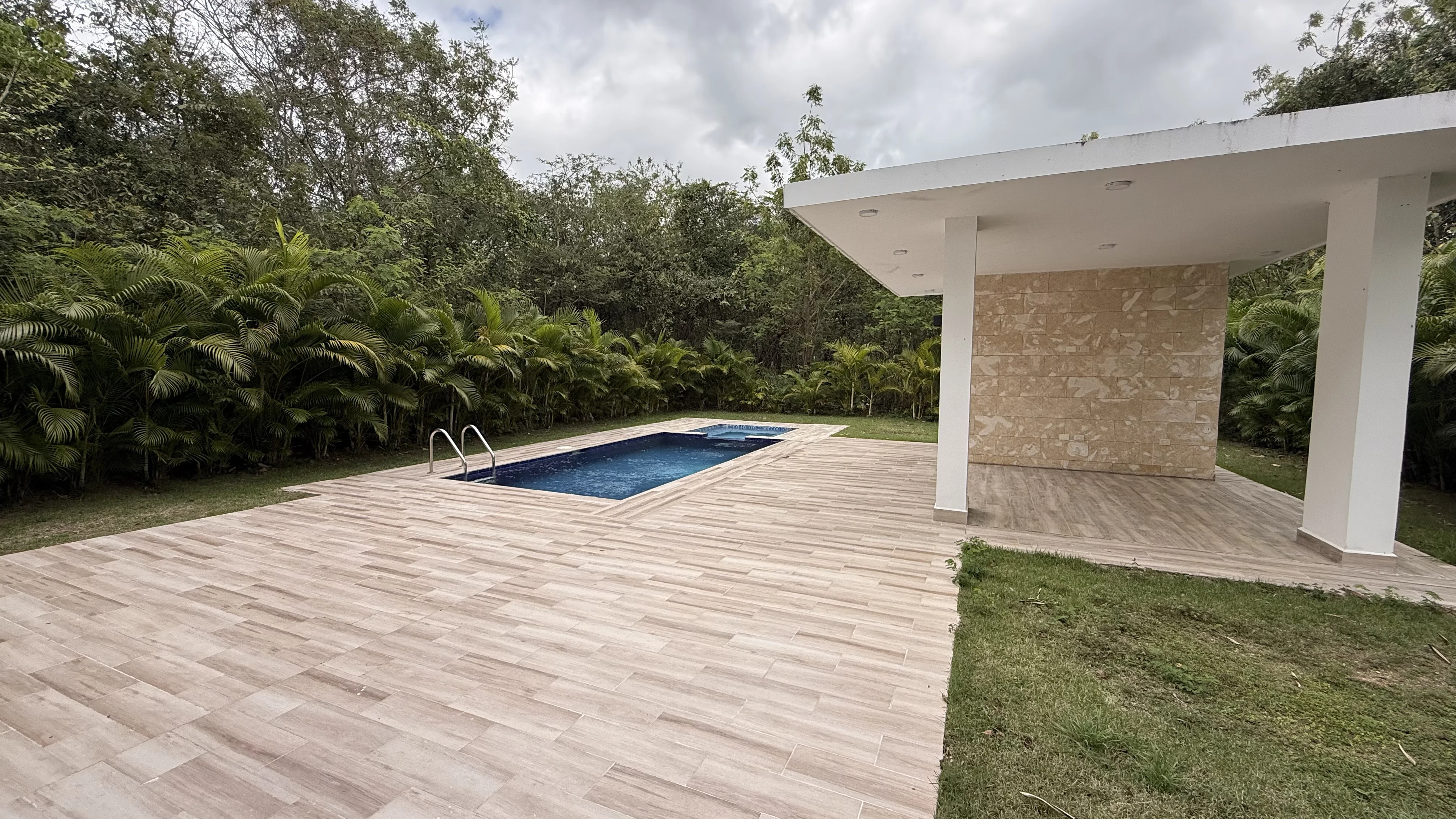 Villa en Renta - V002 - Garden Village