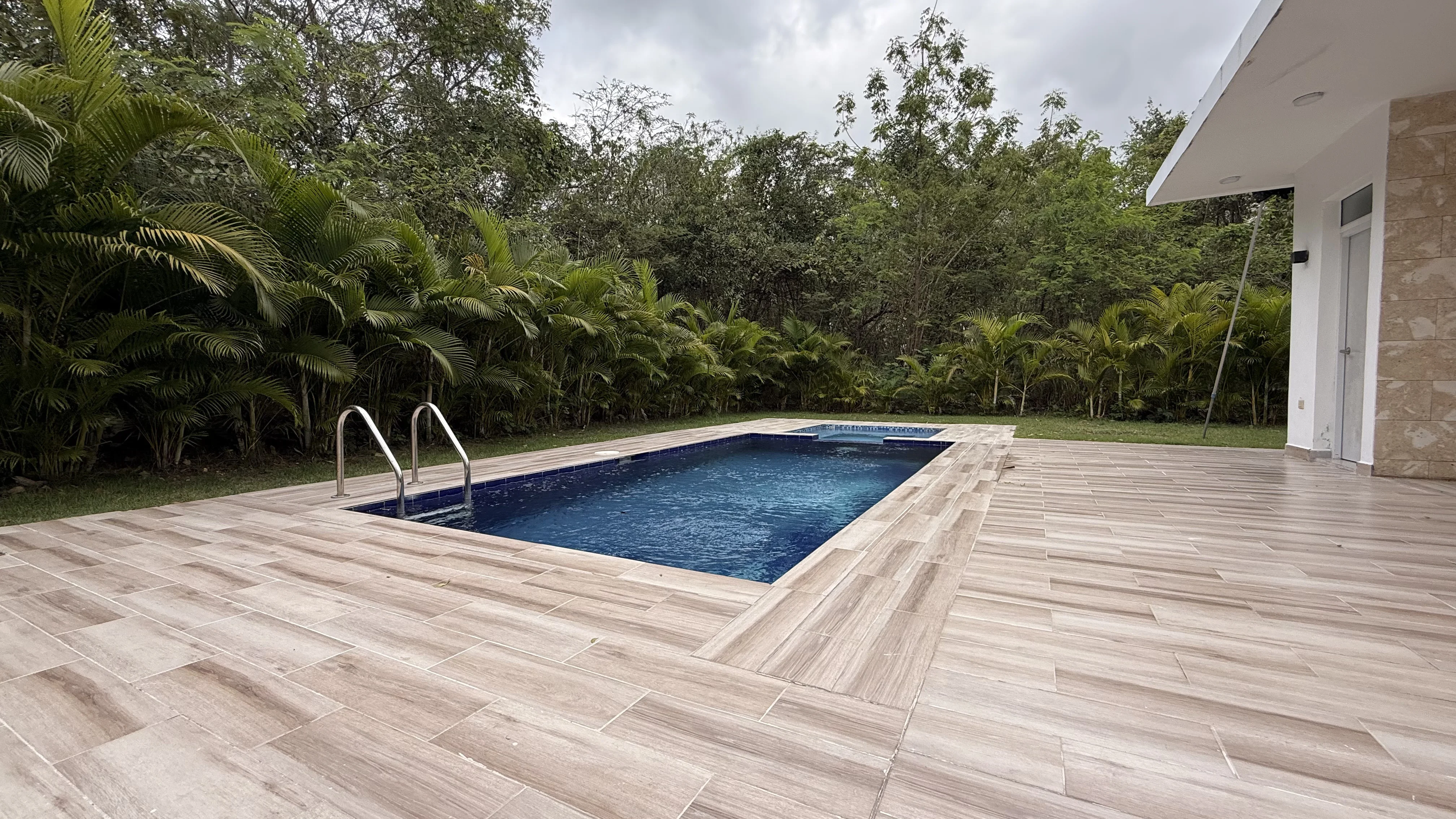 Villa en Renta - V002 - Garden Village