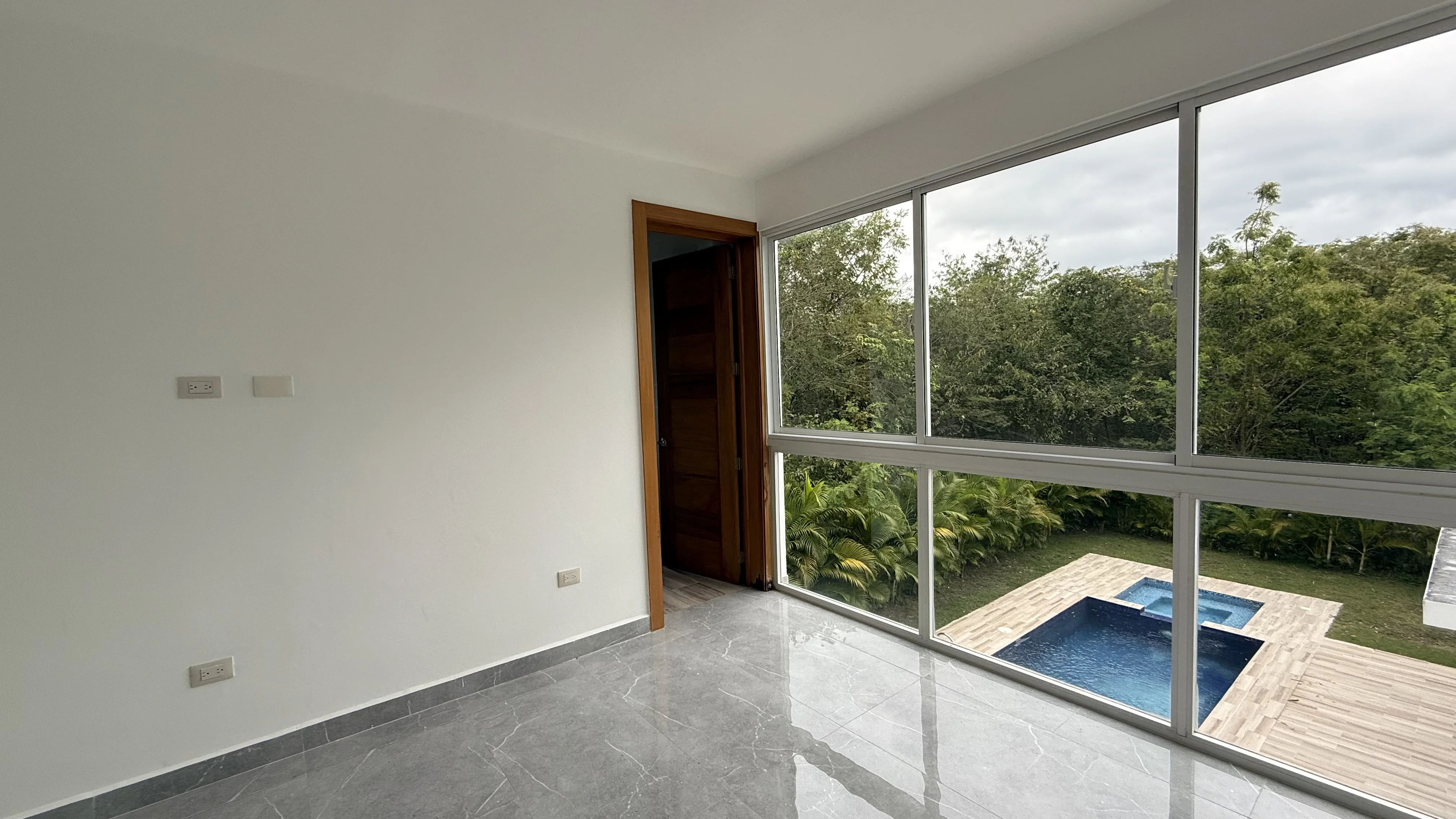 Villa en Renta - V002 - Garden Village