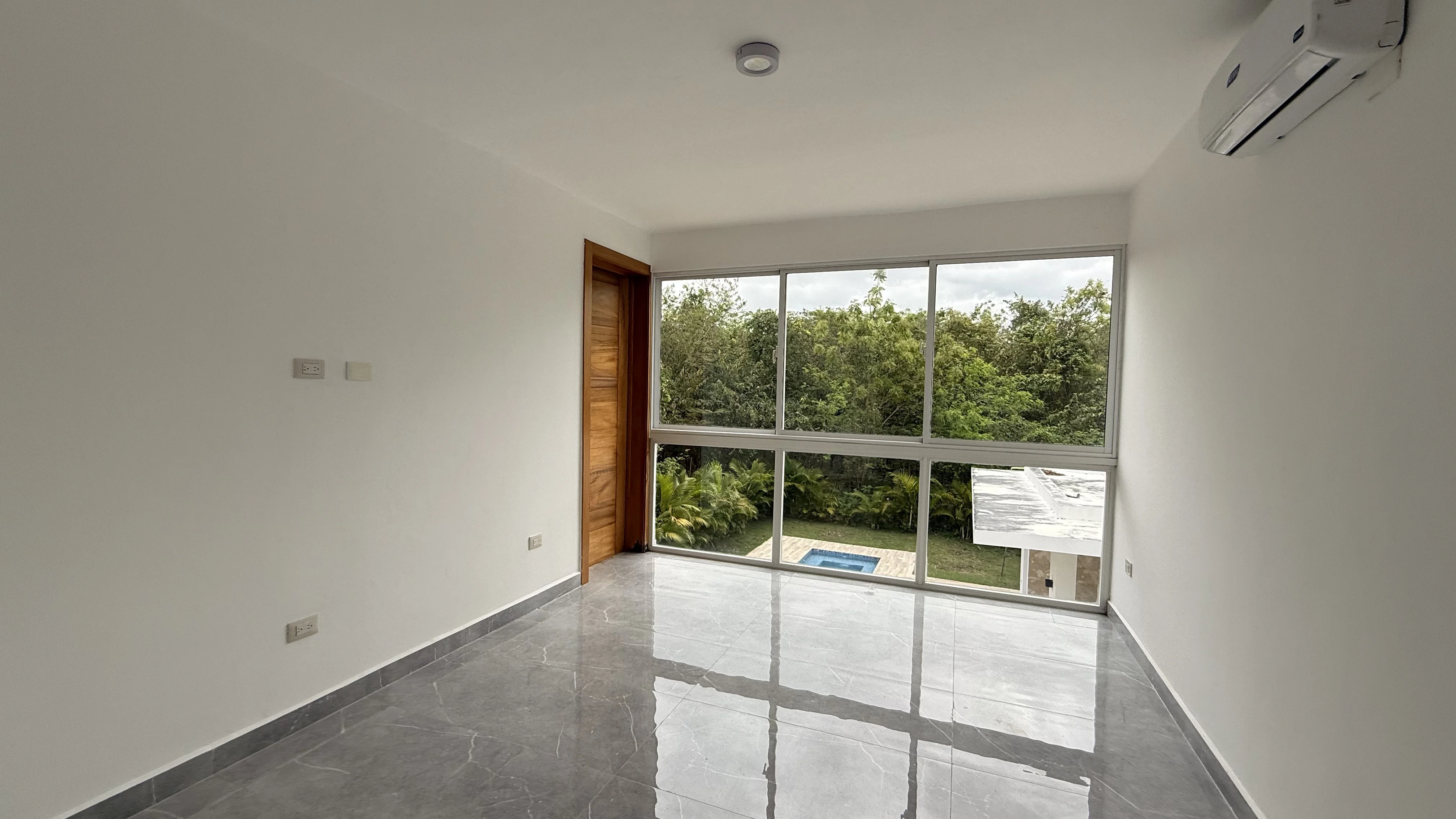 Villa en Renta - V002 - Garden Village