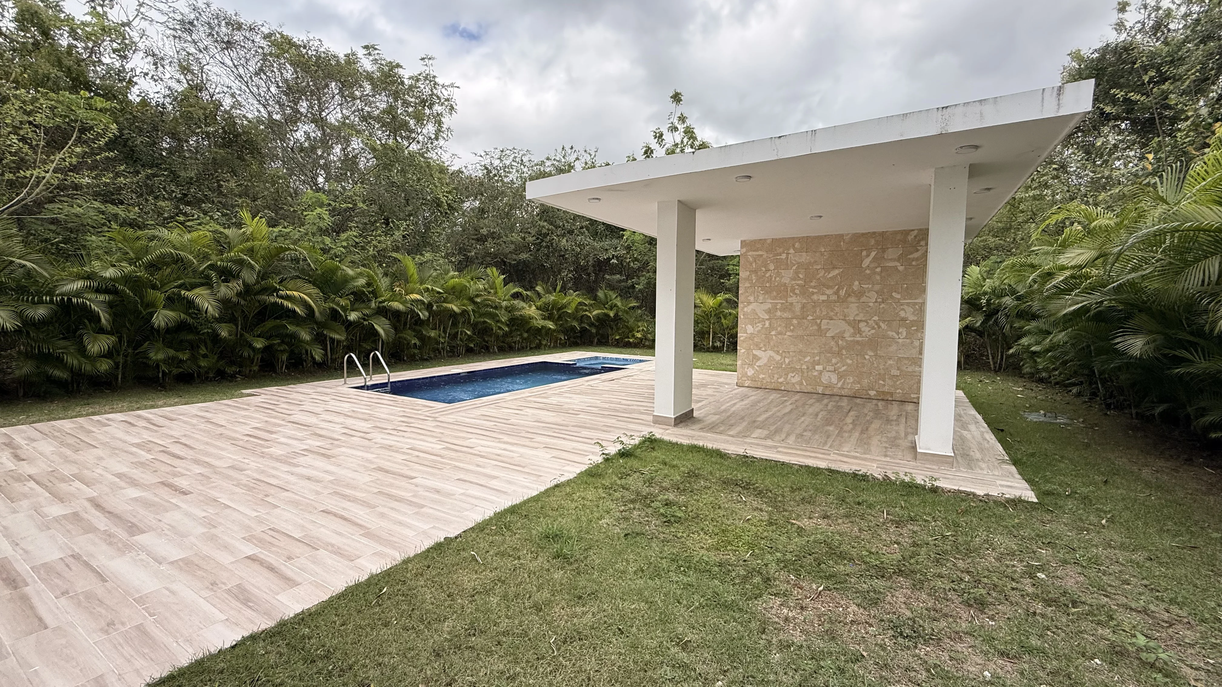 Villa en Renta - V002 - Garden Village