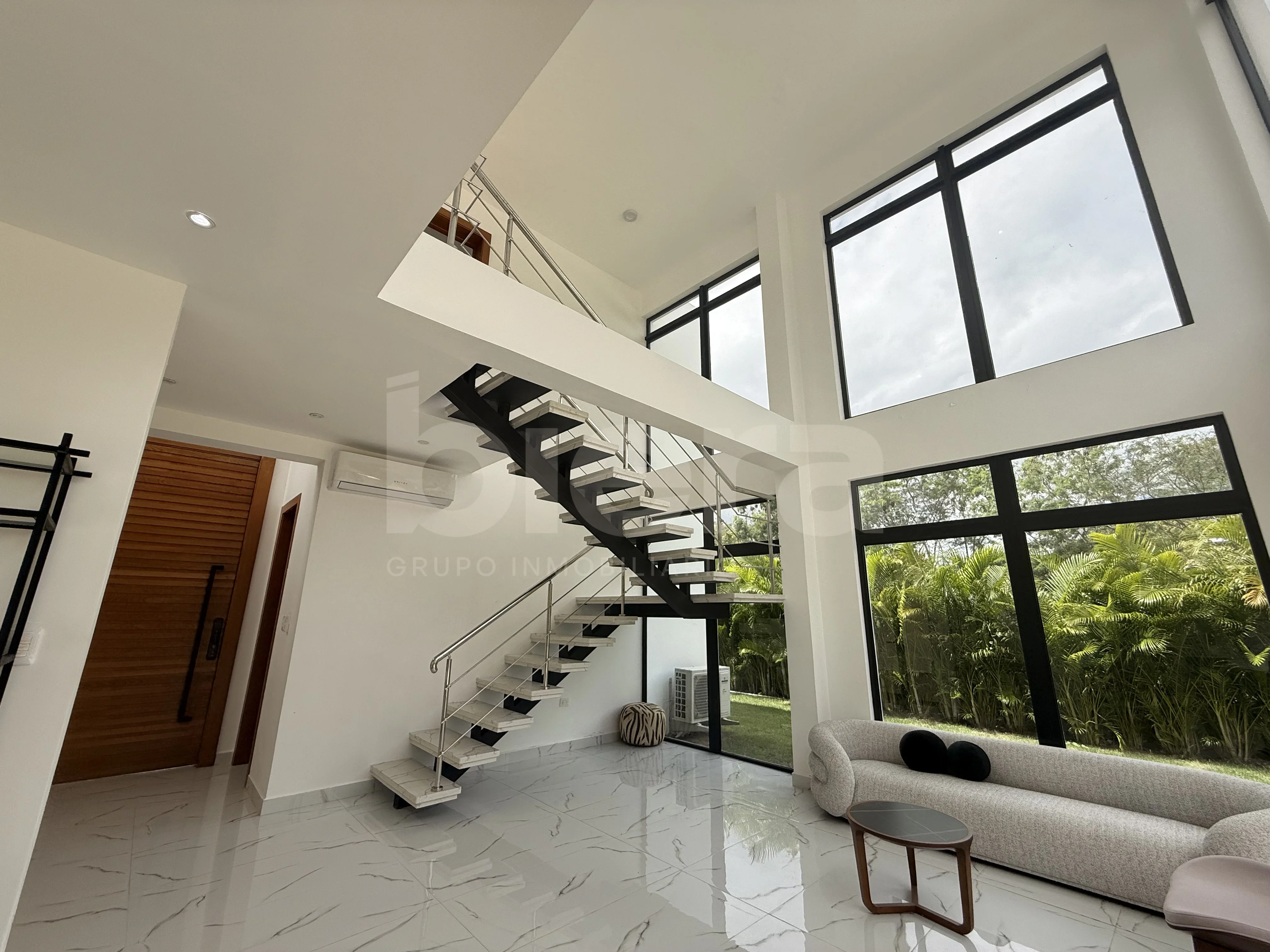 Villa en Renta - V003 - Garden Village