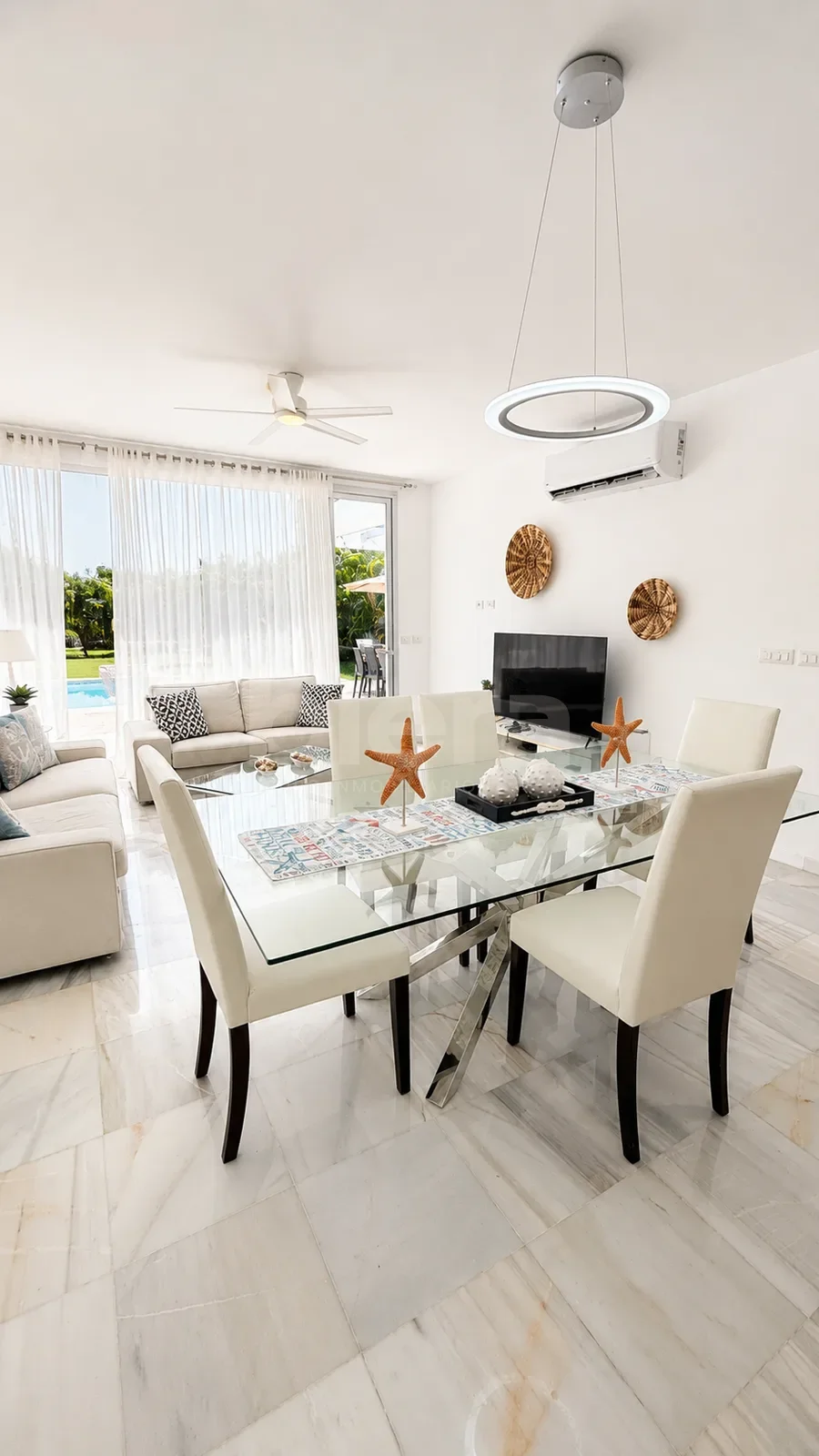 VILLA CP8 EN PLAYA NUEVA ROMANA