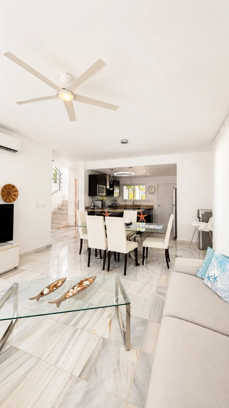 VILLA CP8 EN PLAYA NUEVA ROMANA