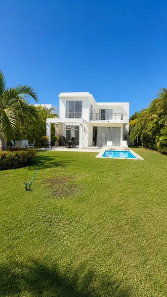 VILLA CP8 EN PLAYA NUEVA ROMANA - miniatura 3